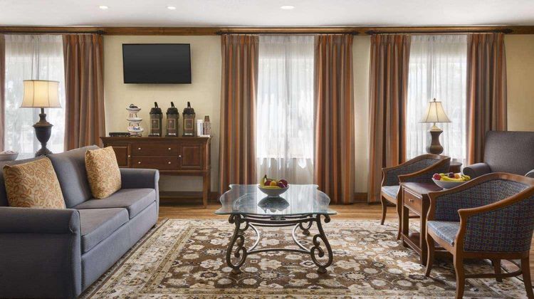 Country Inn & Suites by Radisson Lobby