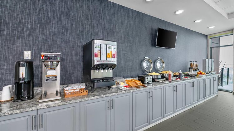 Park Inn Edmonton Airport Restaurant