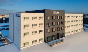 Park Inn Edmonton Airport