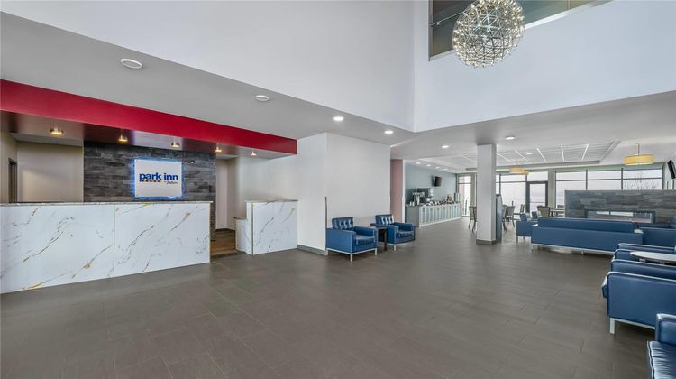 Park Inn Edmonton Airport Lobby