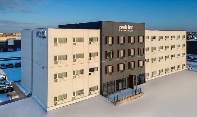 Park Inn Edmonton Airport Exterior