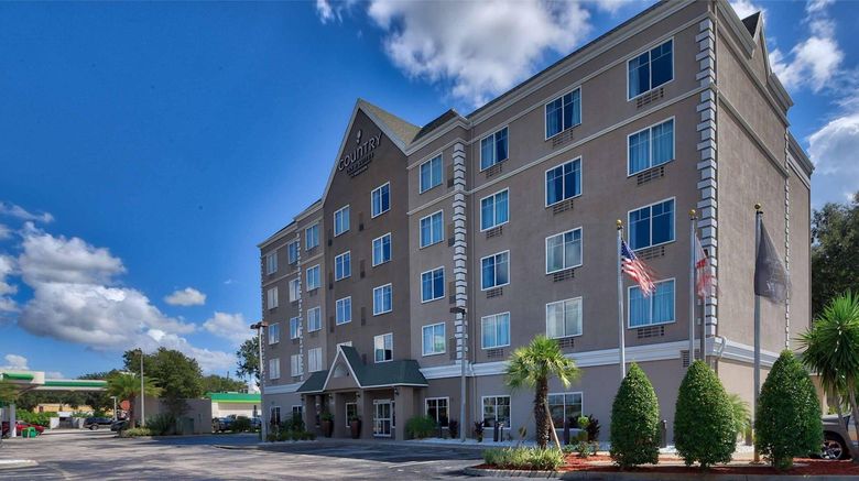 <b>Country Inn & Suites Ocala Exterior</b>. Images powered by <a href="https://iceportal.shijigroup.com/" title="IcePortal" target="_blank">IcePortal</a>.