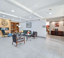 Country Inn & Suites Bloomington-Normal Lobby