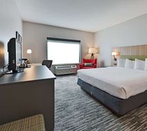 Country Inn & Suites Bloomington-Normal Room