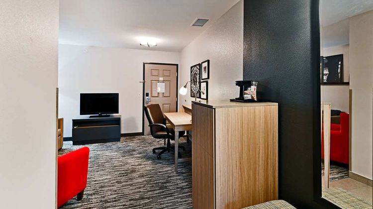 Country Inn & Suites Bloomington-Normal Room