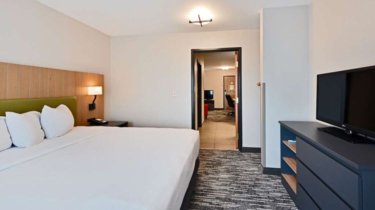Country Inn & Suites Bloomington-Normal Room