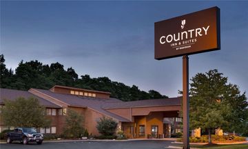Country Inn & Suites Mishawaka