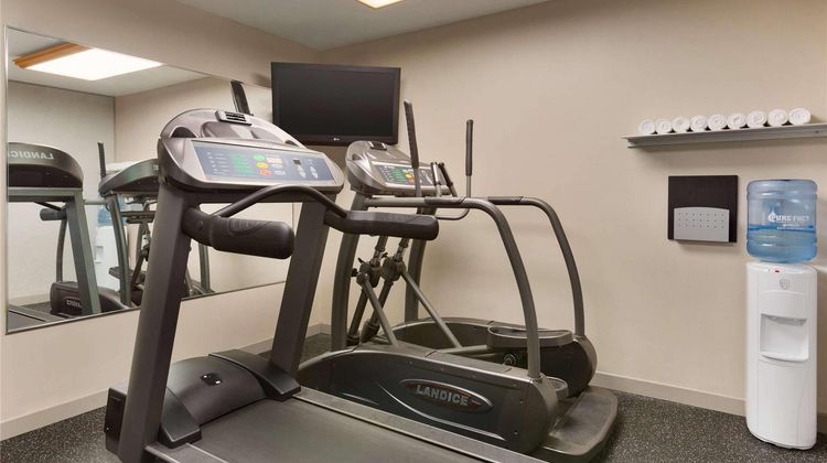 Country Inn & Suites Mishawaka Health