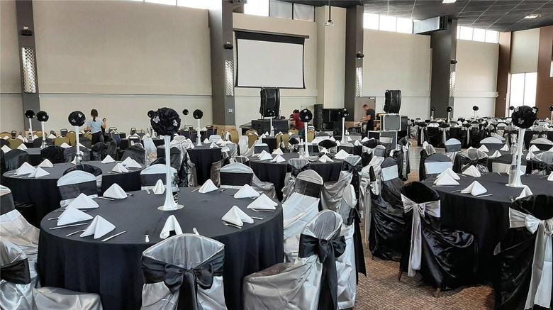 <b>Radisson Hotel Southfield-Detroit Meeting</b>. Images powered by <a href="https://iceportal.shijigroup.com/" title="IcePortal" target="_blank">IcePortal</a>.