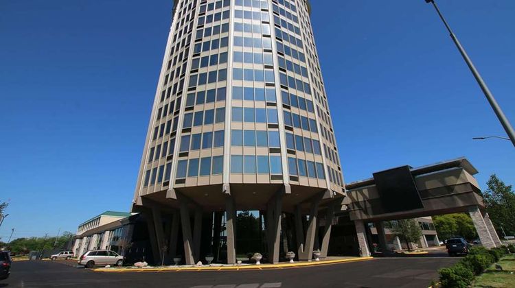Radisson Hotel Southfield-Detroit Exterior