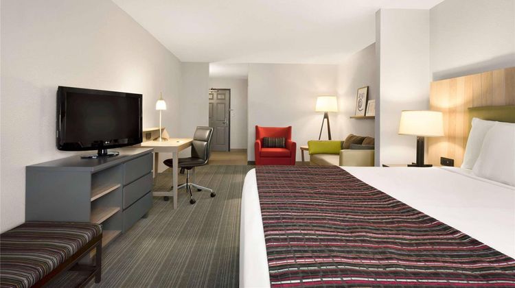 Country Inn & Suites Minneapolis West Suite