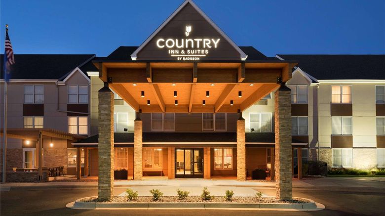 Country Inn  and  Suites Minneapolis West Exterior. Images powered by <a href="https://iceportal.shijigroup.com" target="_blank" rel="noopener">Ice Portal</a>.