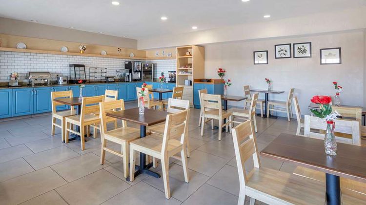 Country Inn & Suites St. Peters Restaurant