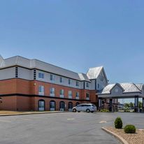 Country Inn & Suites St. Peters