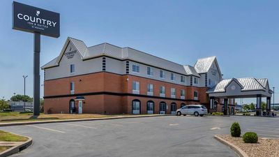 Country Inn & Suites St. Peters