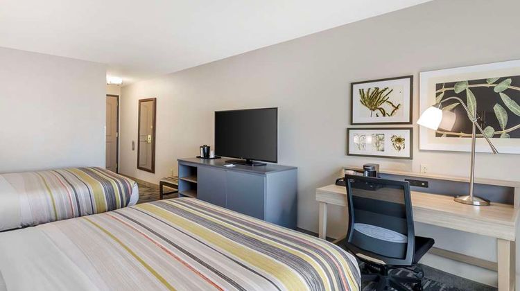 Country Inn & Suites St. Peters Room
