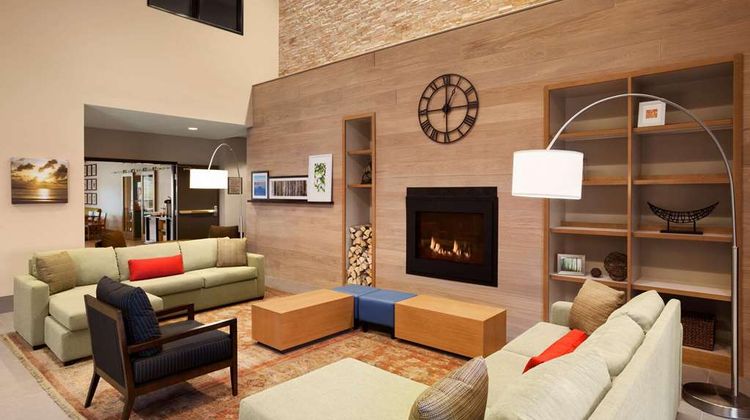 Country Inn & Suites Bozeman Lobby