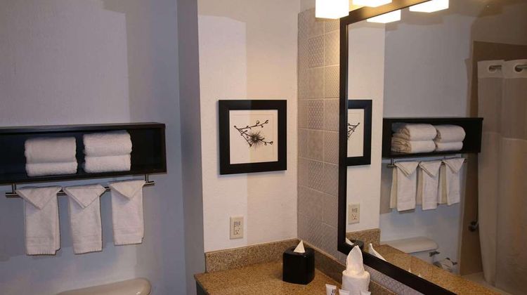 Country Inn & Suites Wilson Room