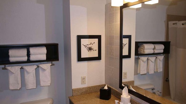 <b>Country Inn & Suites Wilson Room</b>. Images powered by <a href="https://iceportal.shijigroup.com/" title="IcePortal" target="_blank">IcePortal</a>.