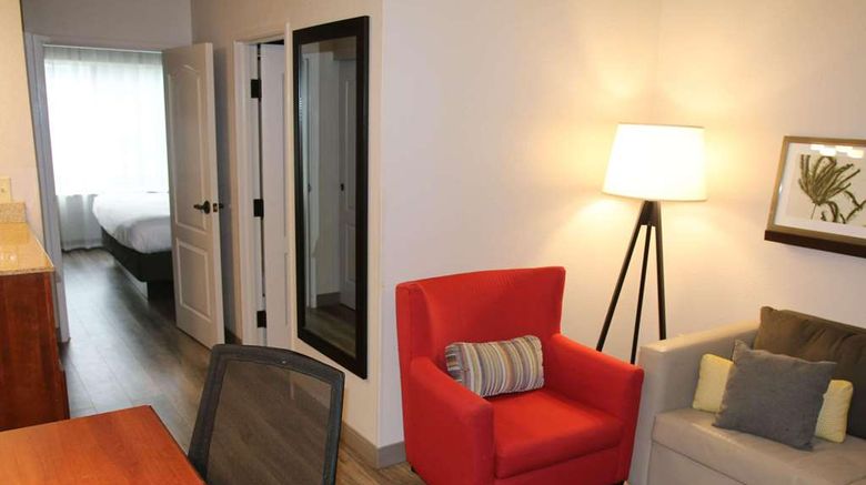 <b>Country Inn & Suites Wilson Suite</b>. Images powered by <a href="https://iceportal.shijigroup.com/" title="IcePortal" target="_blank">IcePortal</a>.