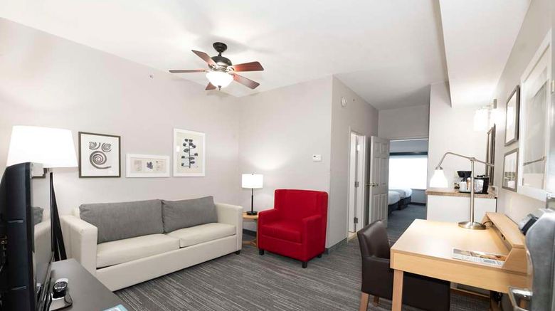 <b>Country Inn & Suites Harrisburg-Hershey Suite</b>. Images powered by <a href="https://iceportal.shijigroup.com/" title="IcePortal" target="_blank">IcePortal</a>.