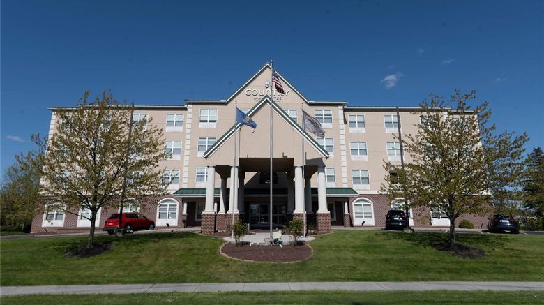<b>Country Inn & Suites Harrisburg-Hershey Exterior</b>. Images powered by <a href="https://iceportal.shijigroup.com/" title="IcePortal" target="_blank">IcePortal</a>.