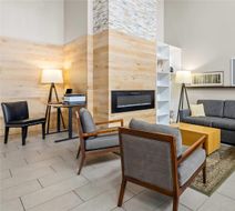 Country Inn & Suites Sioux Falls Lobby