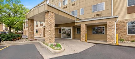 Country Inn & Suites Sioux Falls Exterior