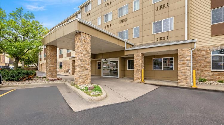 Country Inn & Suites Sioux Falls Exterior