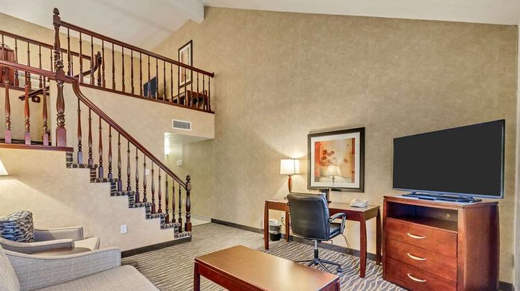 Radisson Hotel Salt Lake City Airport Suite