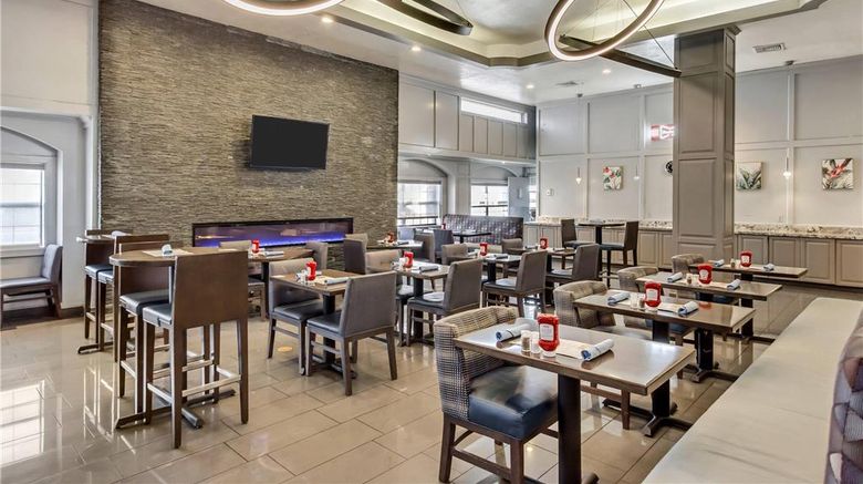 <b>Radisson Hotel Salt Lake City Airport Restaurant</b>. Images powered by <a href="https://iceportal.shijigroup.com/" title="IcePortal" target="_blank">IcePortal</a>.