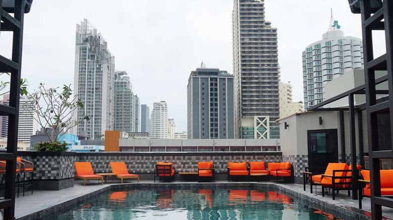 <b>Ramada by Wyndham Bangkok Sukhumvit 11 Pool</b>. Images powered by <a href="https://iceportal.shijigroup.com/" title="IcePortal" target="_blank">IcePortal</a>.