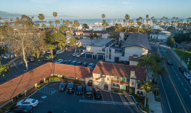 Castillo Inn at the Beach Exterior
