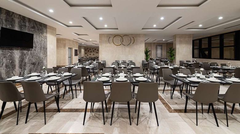 <b>Best Western Ajyad Makkah Restaurant</b>. Images powered by <a href="https://iceportal.shijigroup.com/" title="IcePortal" target="_blank">IcePortal</a>.