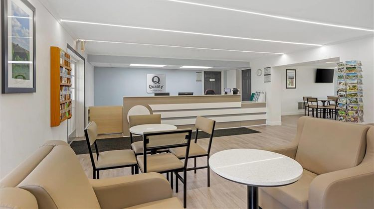 Quality Inn Smoketown - Lancaster Area Lobby