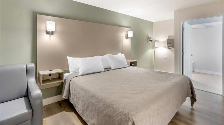<b>Quality Inn Smoketown - Lancaster Area Room</b>. Images powered by <a href="https://iceportal.shijigroup.com/" title="IcePortal" target="_blank">IcePortal</a>.