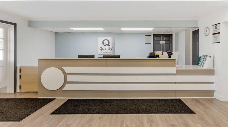 Quality Inn Smoketown - Lancaster Area Lobby