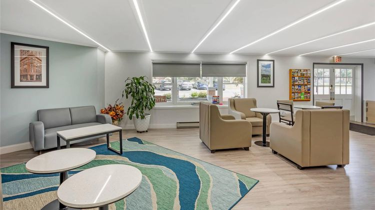 Quality Inn Smoketown - Lancaster Area Lobby