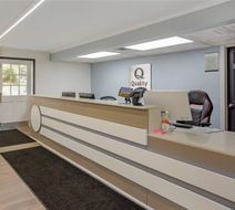 Quality Inn Smoketown - Lancaster Area Lobby