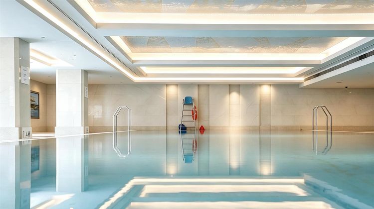 Dragon Hotel Pool