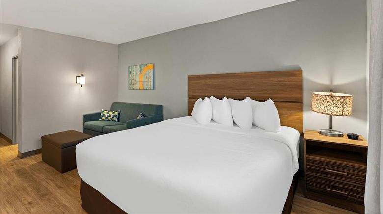 <b>MainStay Suites Gatlinburg Downtown Area Suite</b>. Images powered by <a href="https://iceportal.shijigroup.com/" title="IcePortal" target="_blank">IcePortal</a>.