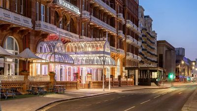 DoubleTree by Hilton Brighton Metropole