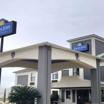 Days Inn by Wyndham Lafayette