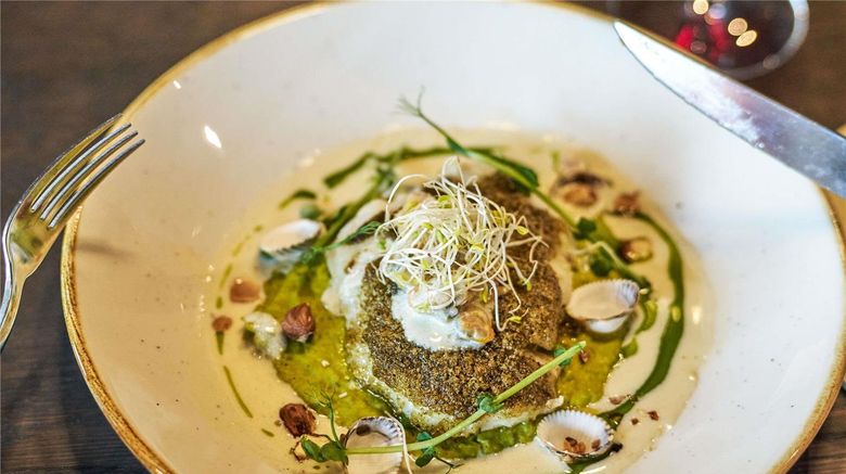 <b>TRIBE Lyon Croix Rousse Restaurant</b>. Images powered by <a href="https://iceportal.shijigroup.com/" title="IcePortal" target="_blank">IcePortal</a>.