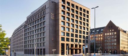 Novotel Hamburg Central Station Exterior