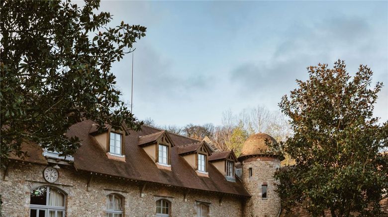 Abbaye des Vaux de Cernay Exterior. Images powered by <a href="https://iceportal.shijigroup.com" target="_blank" rel="noopener">Ice Portal</a>.