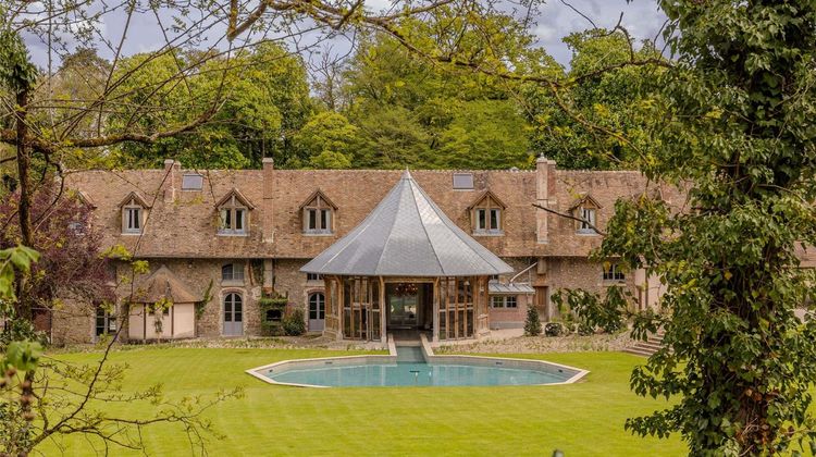 Abbaye des Vaux de Cernay Pool