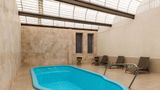 Howard Johnson by Wyndham Toluca Pool