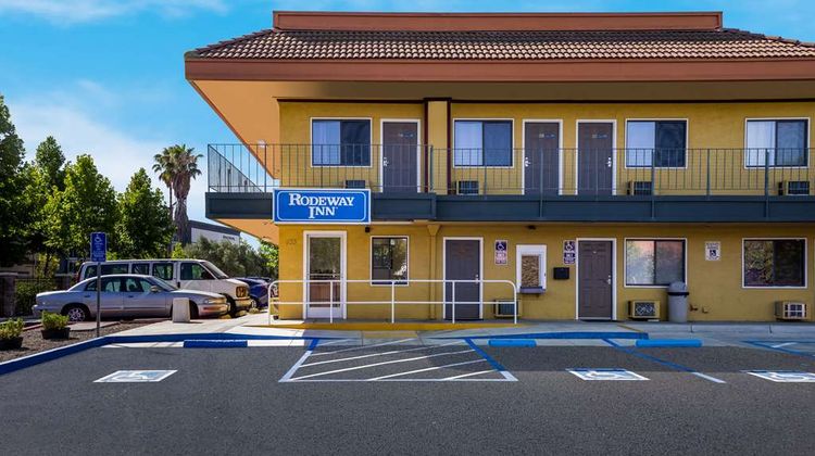 Rodeway Inn Livermore Exterior