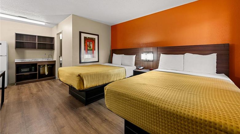 <b>Suburban Studios near Hanes Mall Room</b>. Images powered by <a href="https://iceportal.shijigroup.com/" title="IcePortal" target="_blank">IcePortal</a>.